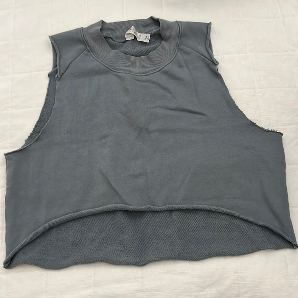 ALO Yoga Crop Top